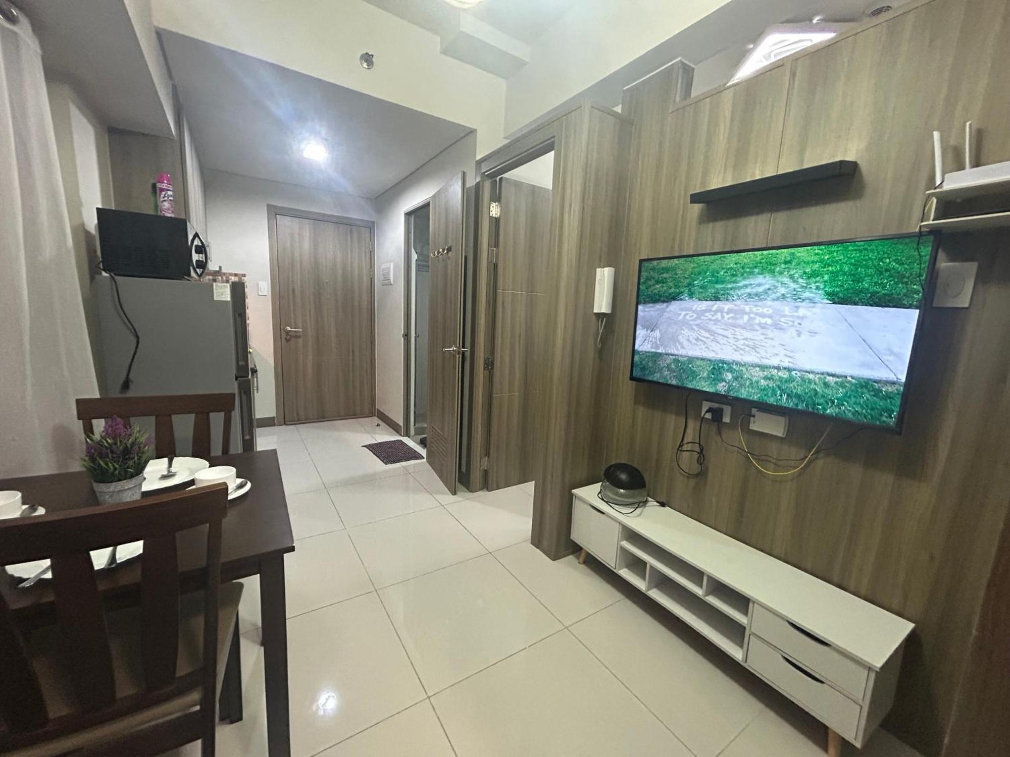 2Br Coast Residences Manila Exterior foto